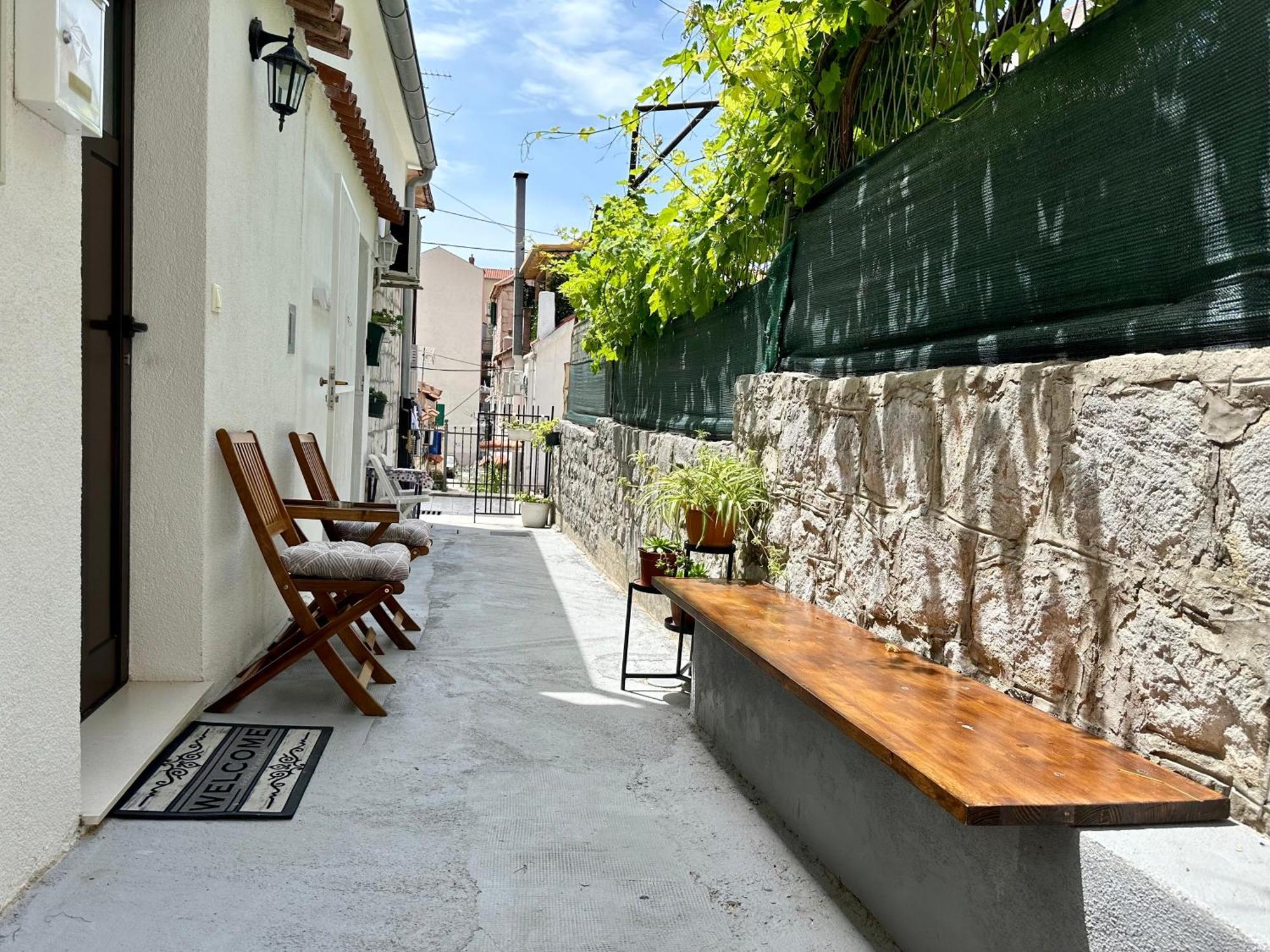 Apartment Kokolo Split Bagian luar foto